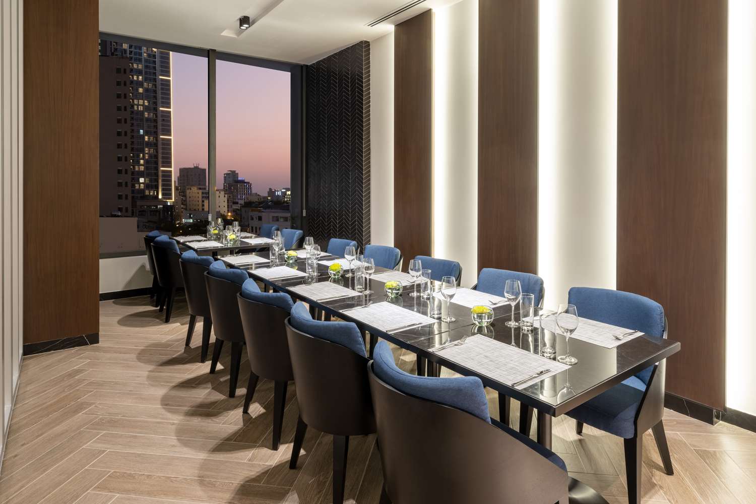 hilton garden inn da nang