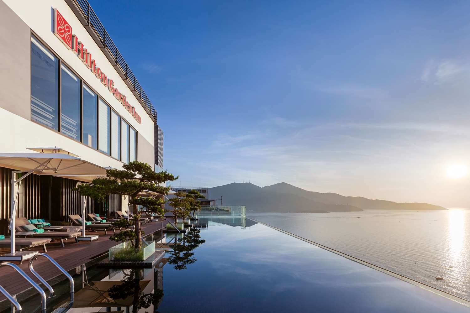 hilton garden inn da nang