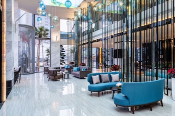 Hilton Garden Inn Da Nang,96 Vo Nguyen Giap, Man Thai Ward,4 star