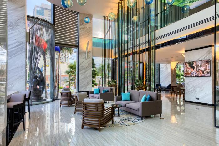 hilton garden inn da nang