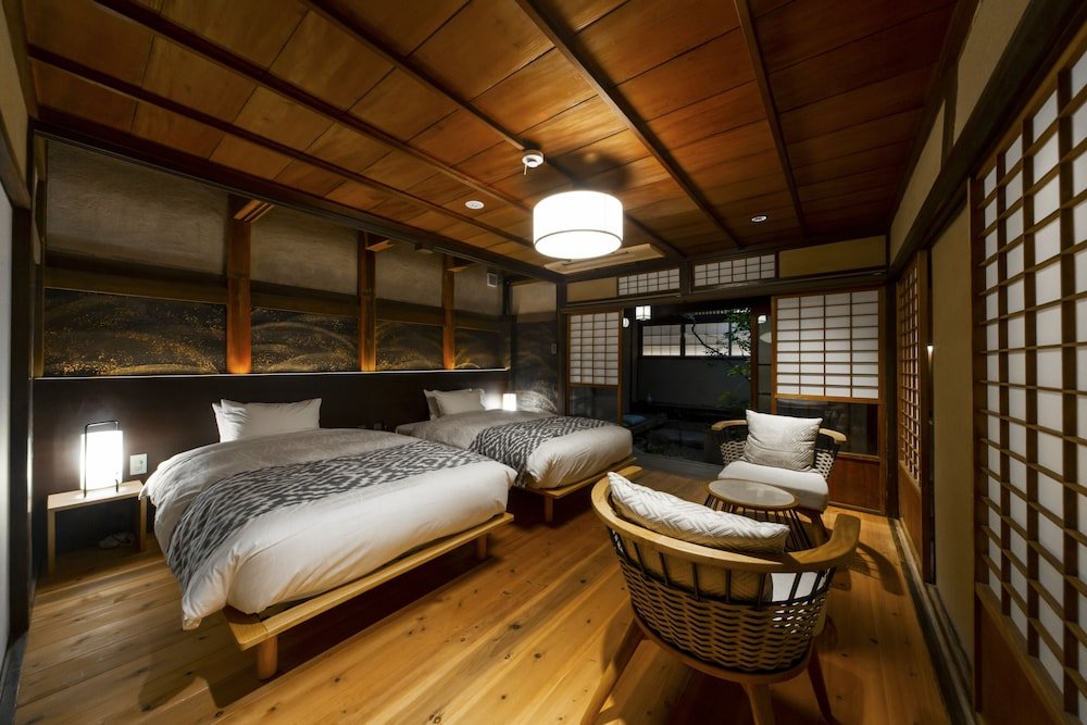 tomonoura shiomachi hotel roya