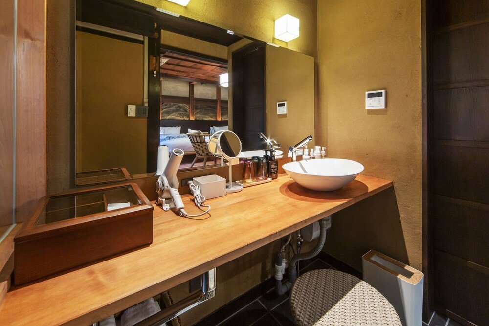 tomonoura shiomachi hotel roya