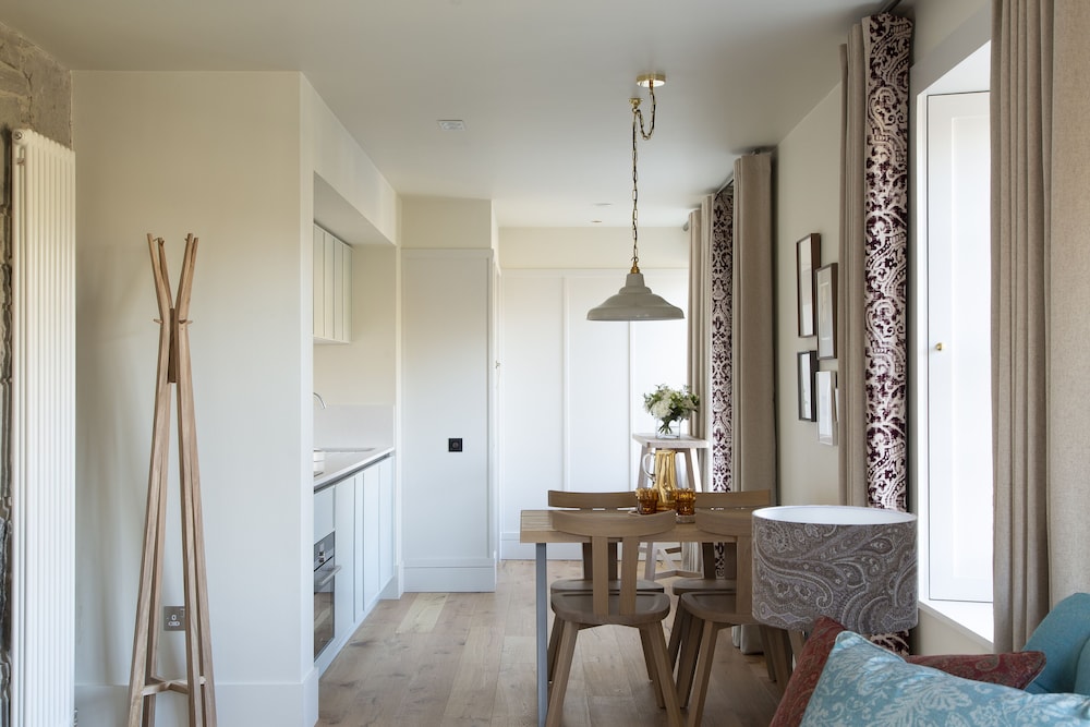 cheval abbey strand apartments at holyrood