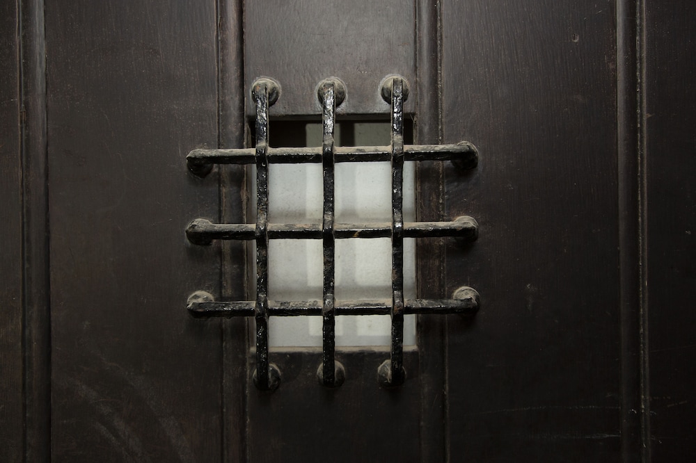 cheval abbey strand apartments at holyrood