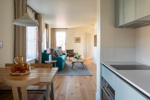 cheval abbey strand apartments at holyrood