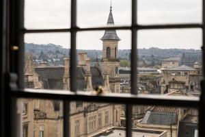 hiding space trim street apartments