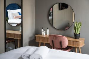 hiding space trim street apartments