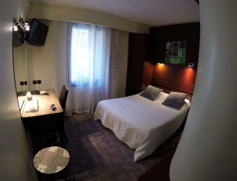 citotel noemys gradignan ex chalet lyrique