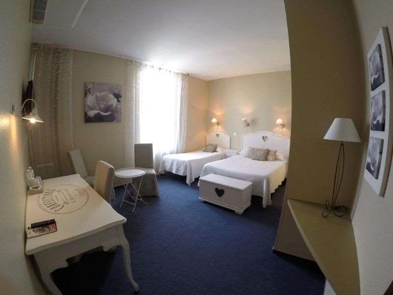 citotel noemys gradignan ex chalet lyrique