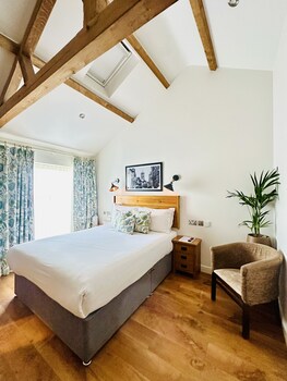 the chequers at burcot