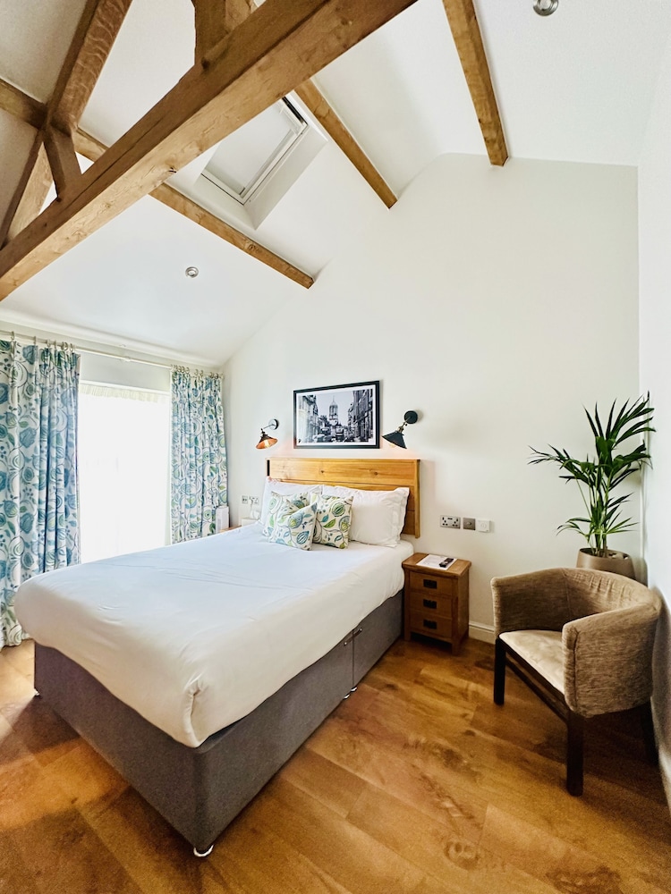 the chequers at burcot