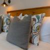 the chequers at burcot