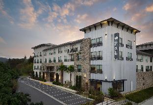 the knoll hotel napa valley tapestry collection by hilton