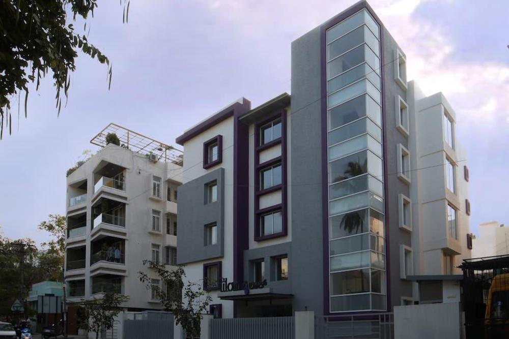 lilac hotel 5th block