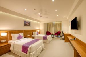 lilac hotel 5th block