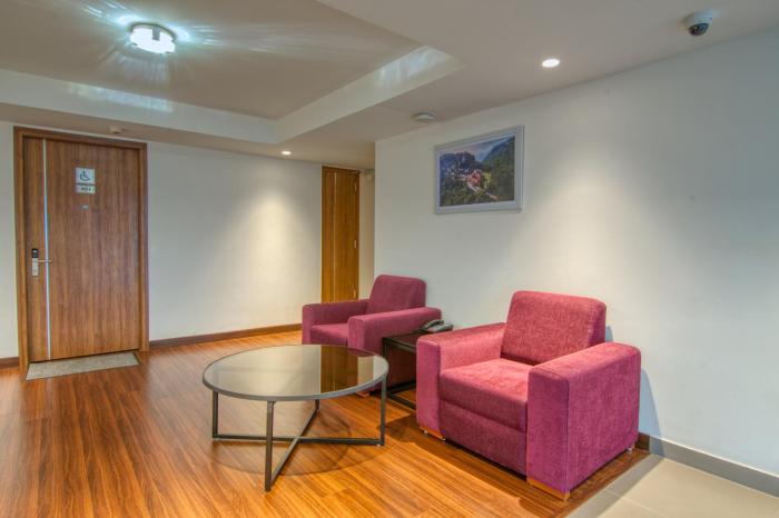 lilac hotel 5th block