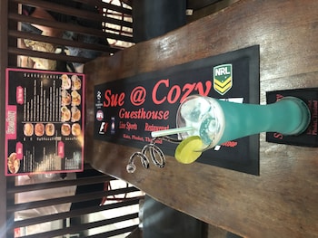 sue at cozy guesthouse