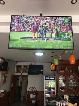 sue at cozy guesthouse