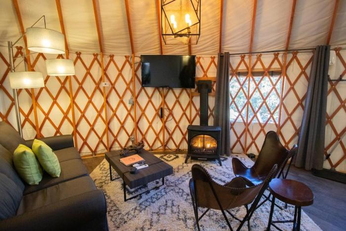 escalante yurts