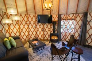 escalante yurts