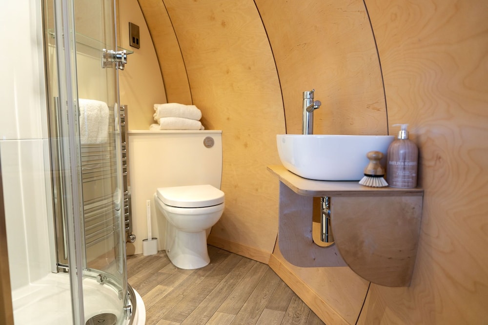 fair head glamping pods ballycastle