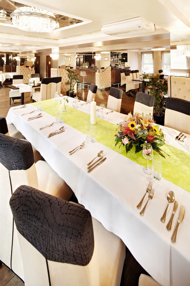 m hotel sosnowiec