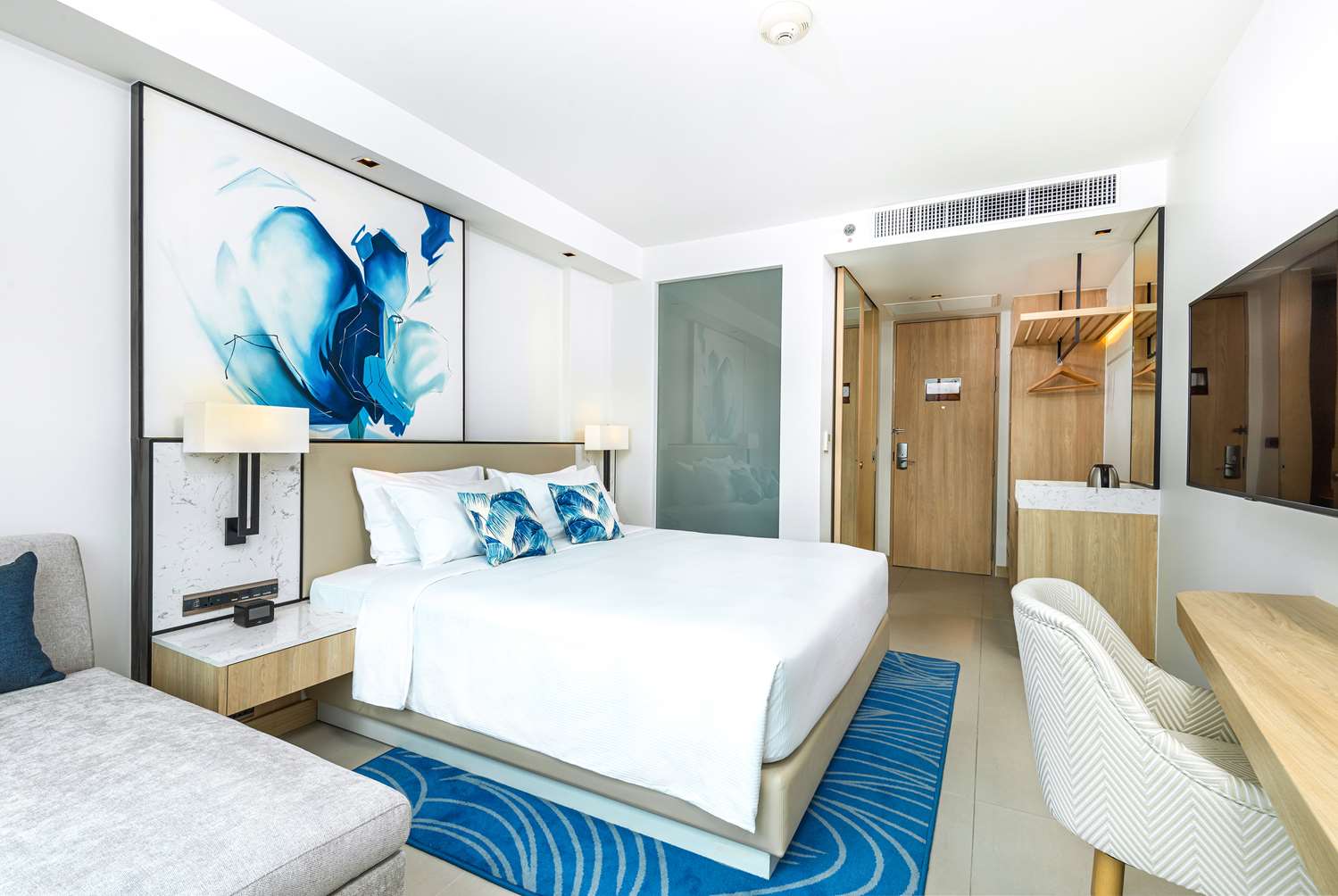 hilton garden inn phuket thailand