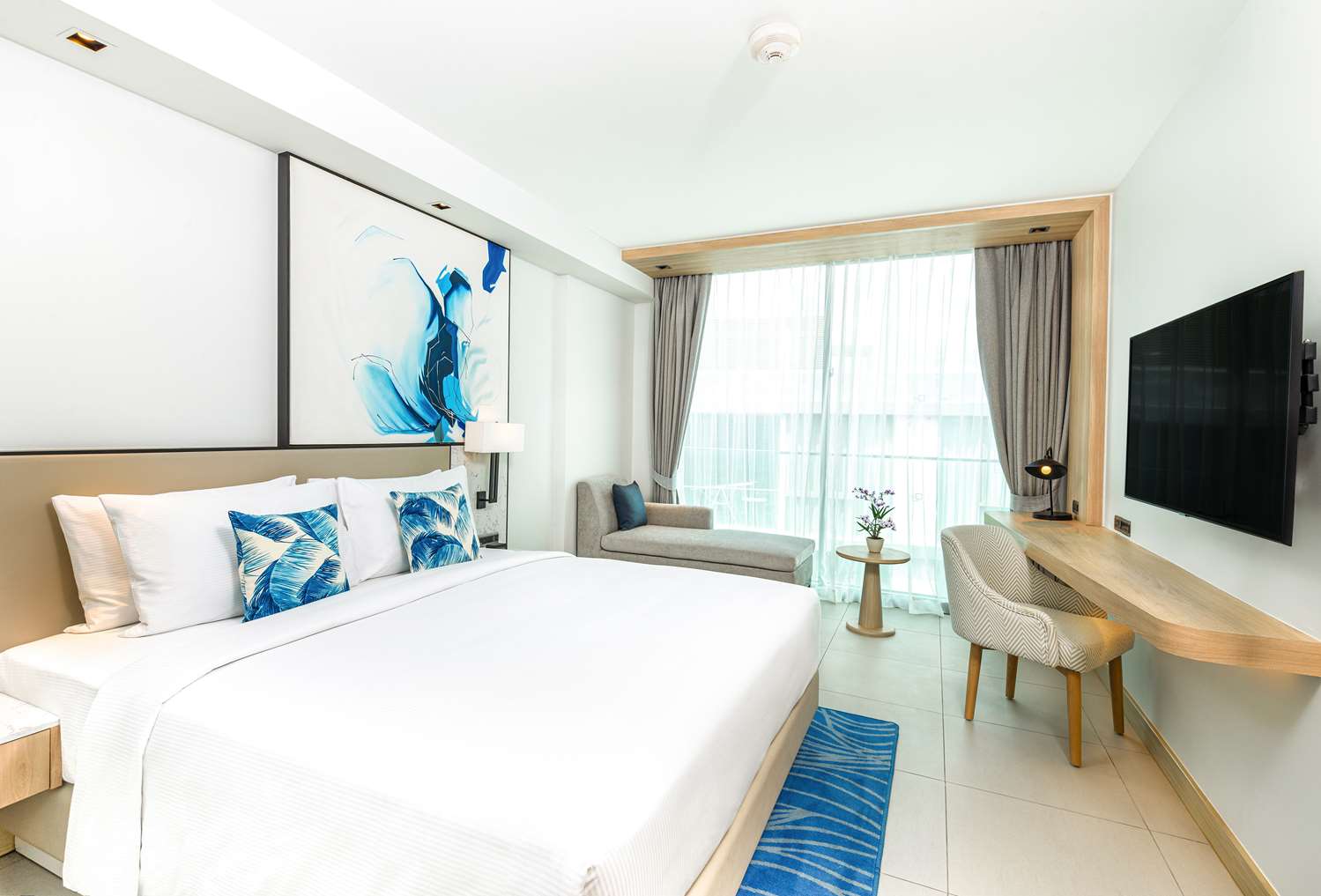 hilton garden inn phuket thailand