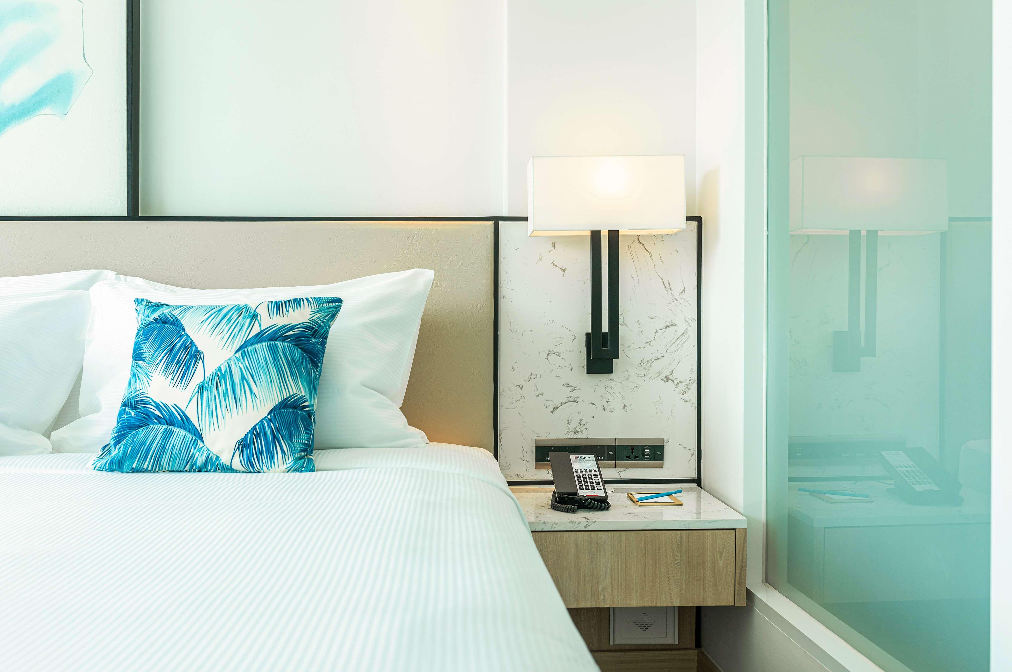hilton garden inn phuket thailand