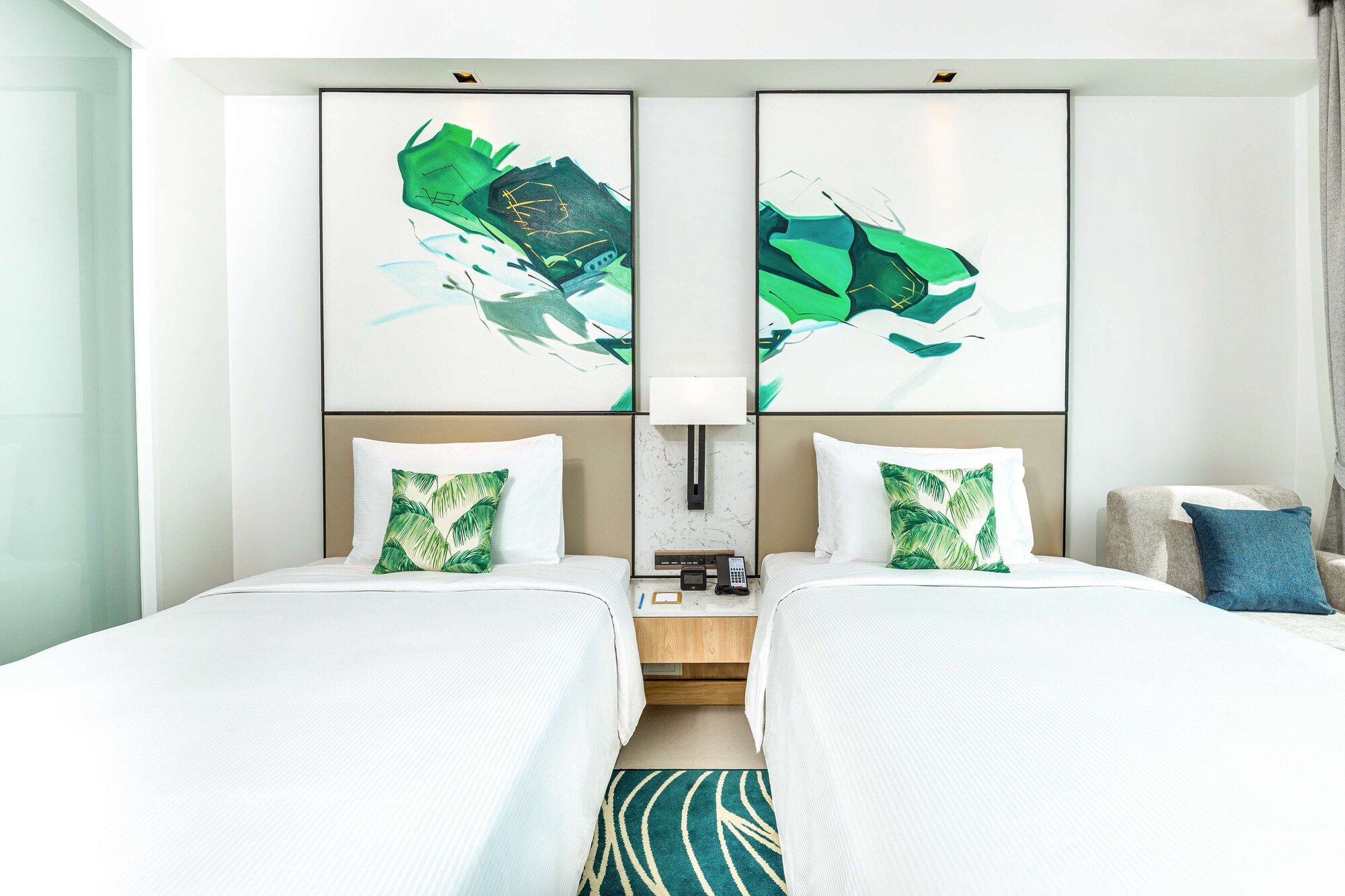 hilton garden inn phuket thailand
