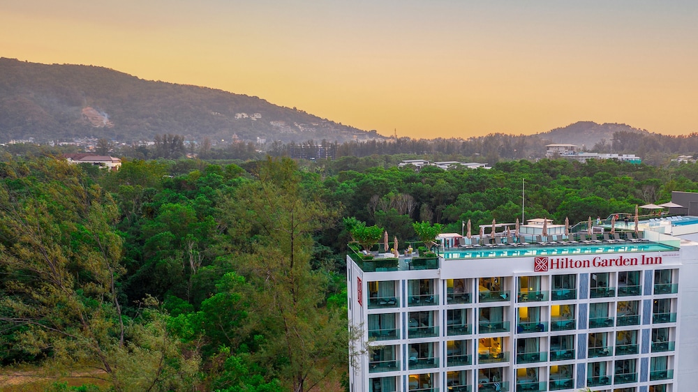 hilton garden inn phuket thailand