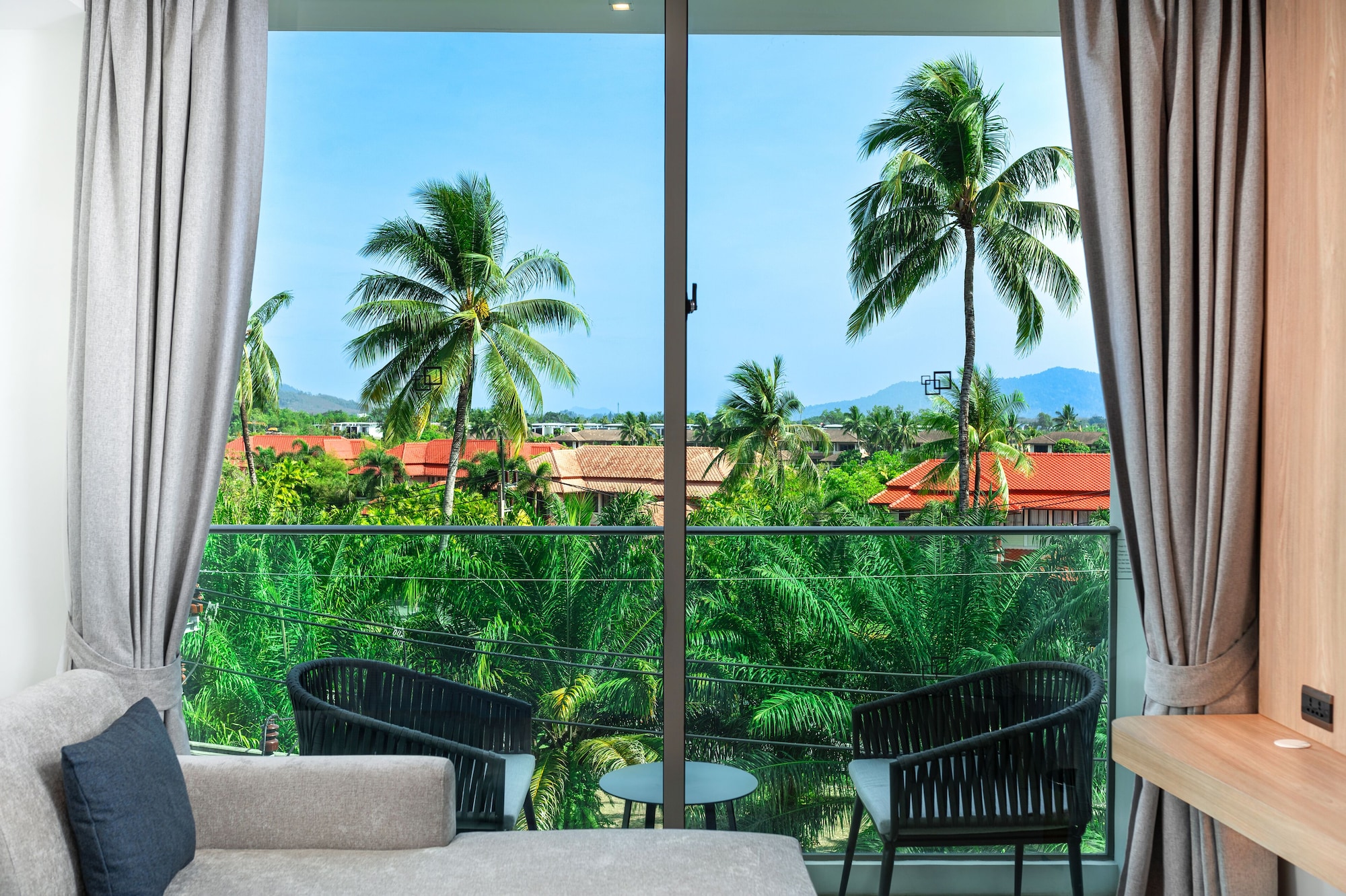 hilton garden inn phuket thailand