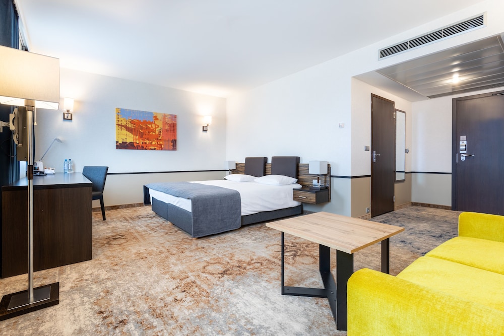qubus hotel kielce