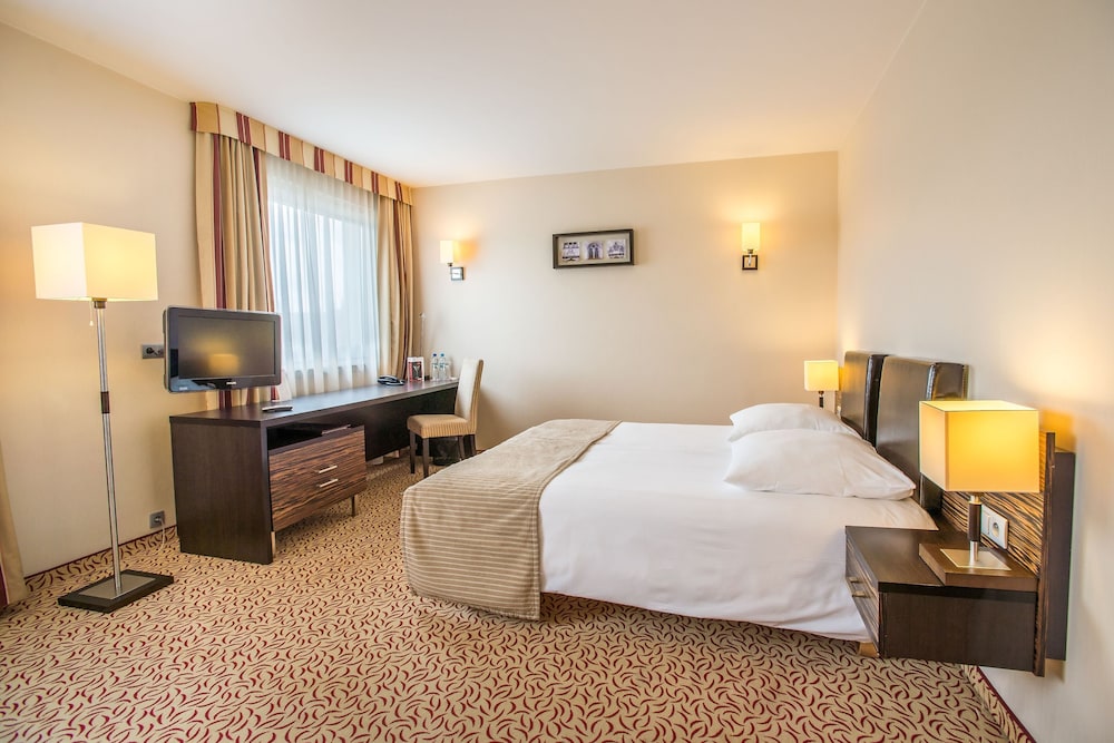 qubus hotel kielce