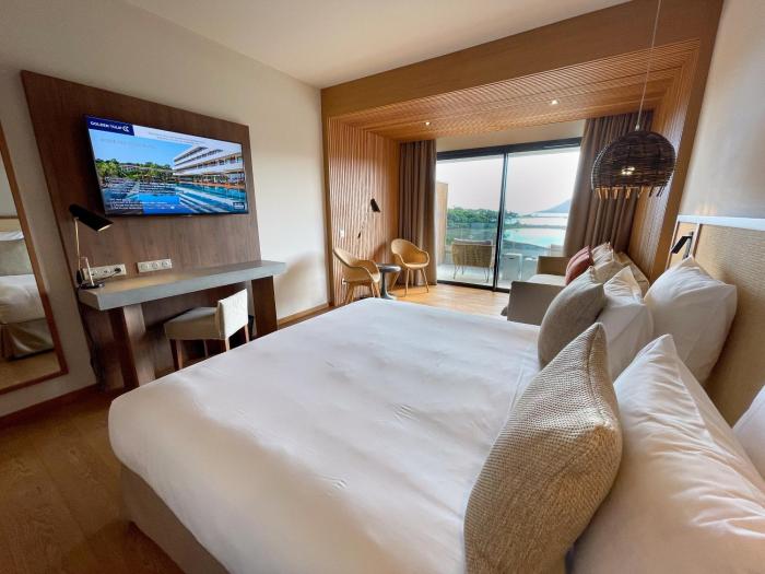 golden tulip porto vecchio