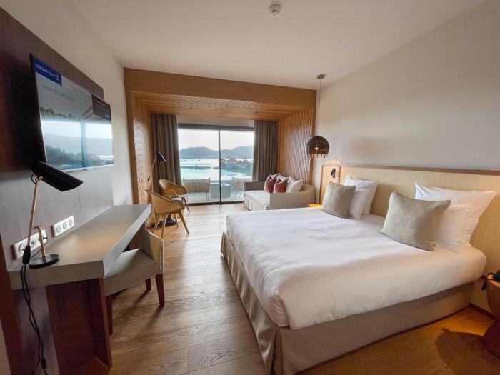 golden tulip porto vecchio