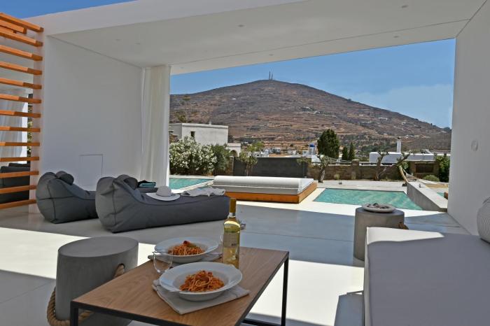 tinos
