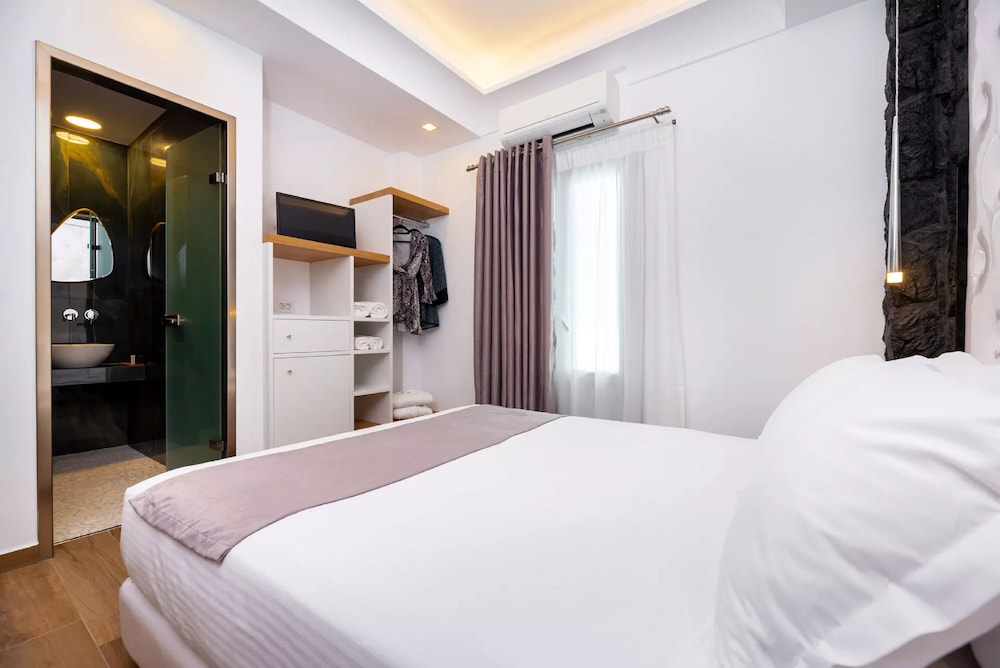 deluxe rest boutique