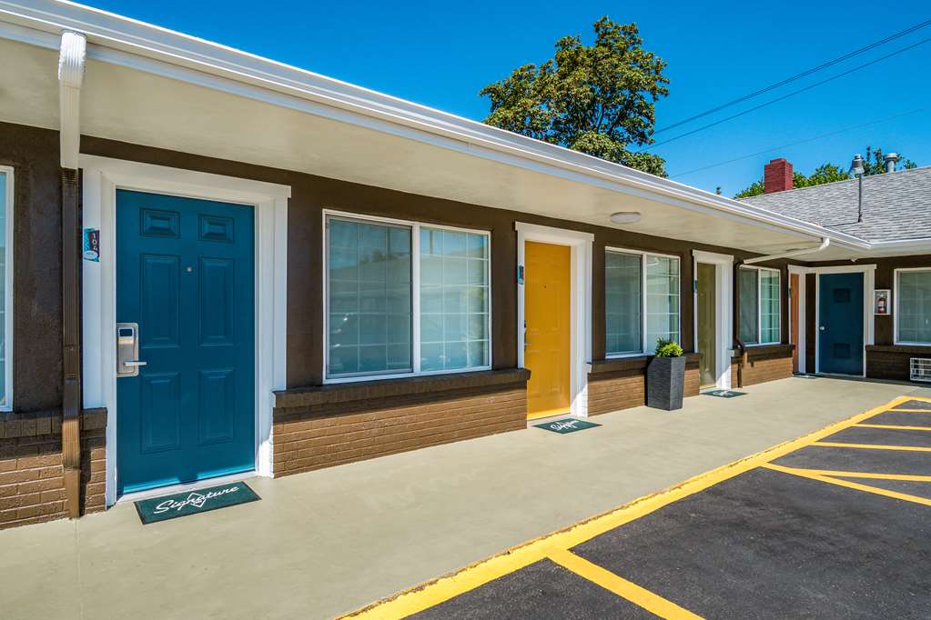 signature inn eugene