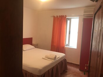 apartments and rooms castello