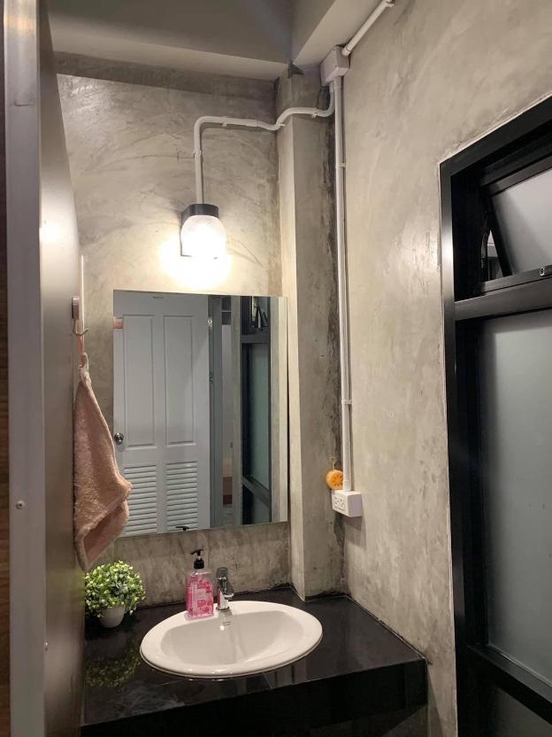 sleep box hostel suratthani