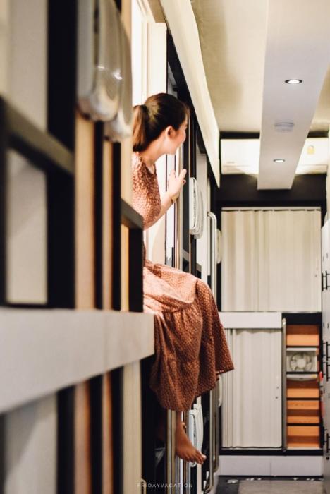 sleep box hostel suratthani