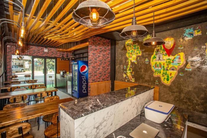 sleep box hostel suratthani