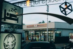 sleep box hostel suratthani