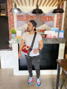 sleep box hostel suratthani