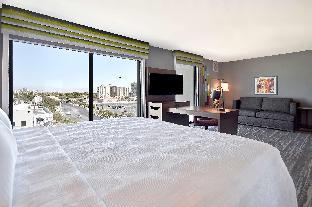 hampton inn and suites las vegas convention center