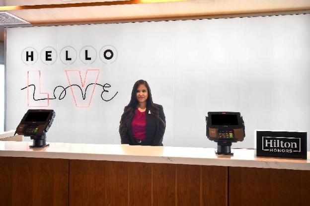 hampton inn and suites las vegas convention center