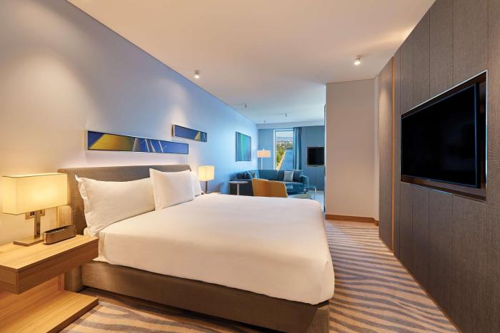 doubletree by hilton perth waterfront