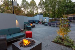 hilton garden inn asheville south