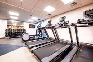 hilton garden inn asheville south